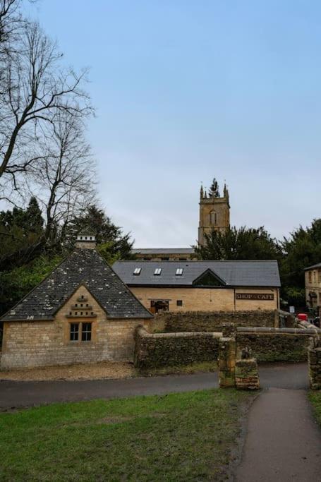 Chic Cotswold Tiny Home - Oddity House Blockley Buitenkant foto